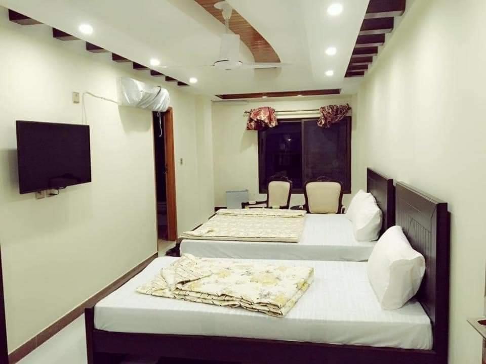 Pak Hotel Исламабад Екстериор снимка